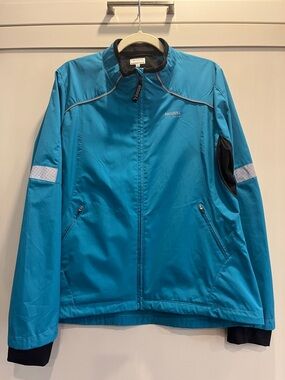 Running Room Fit-Wear Blue Teal Outdoor Zip Running Jacket reflective strips